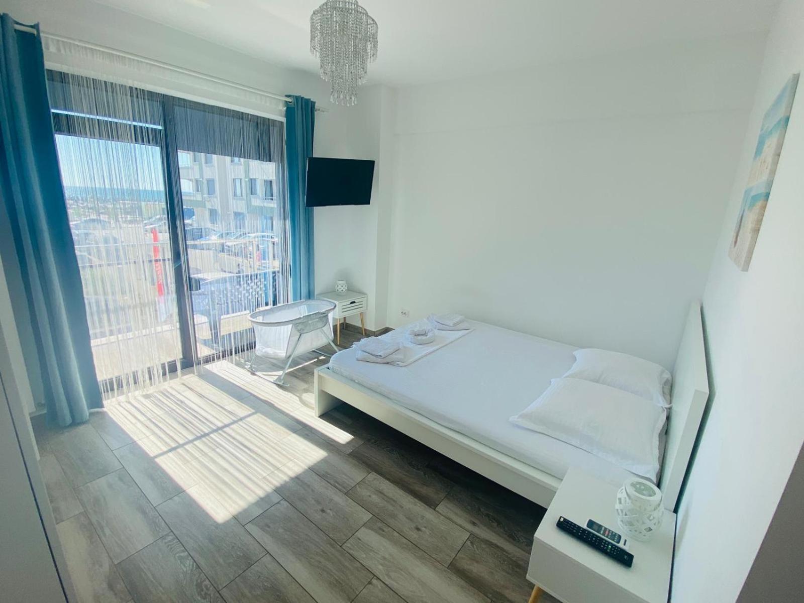 Apartament Andy Mamaia Nord 30 M De Plaja Năvodari Eksteriør billede