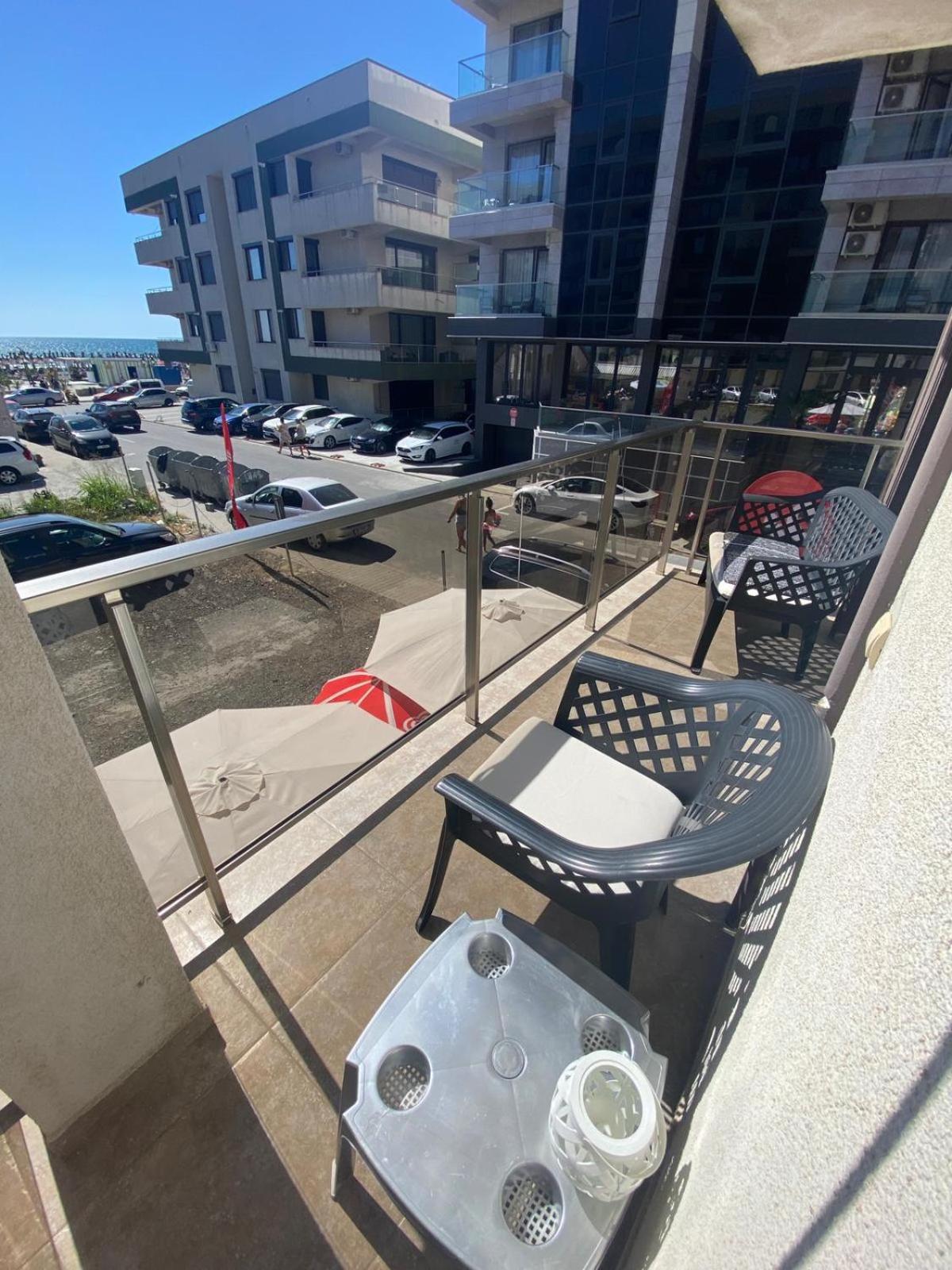 Apartament Andy Mamaia Nord 30 M De Plaja Năvodari Eksteriør billede